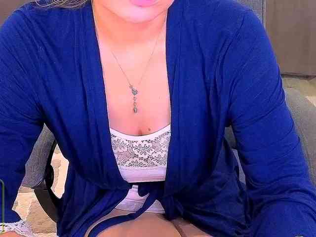 Audreyy webcam