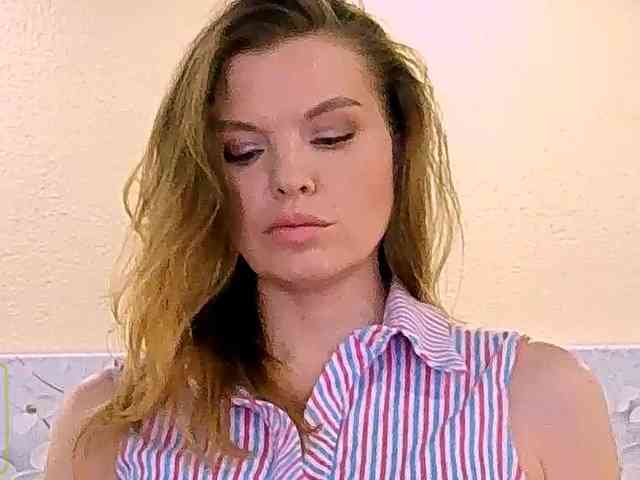 Audreyy webcam