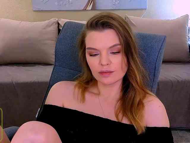 nude amateur cam AureliaFly