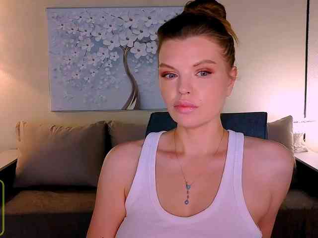 Audreyy webcam