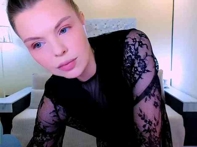 Audreyy webcam