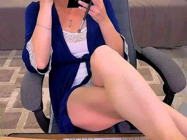 Audreyy webcam