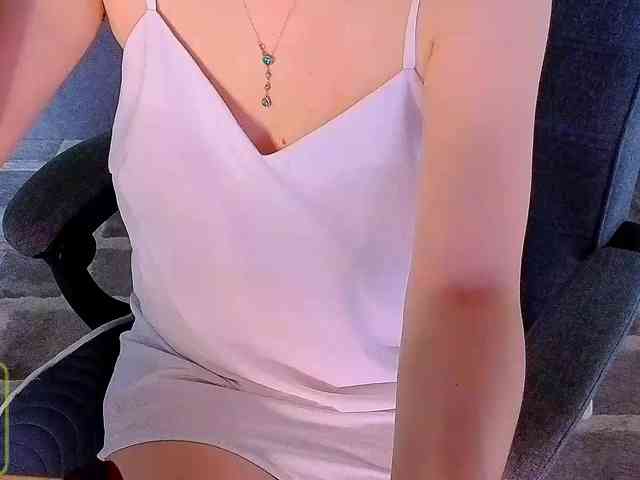 Audreyy webcam