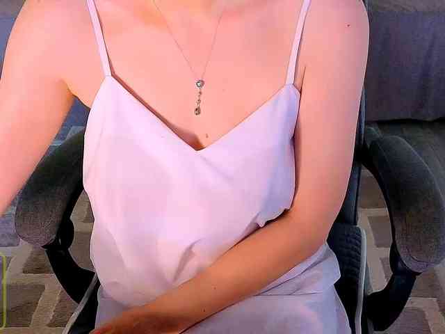 Audreyy webcam