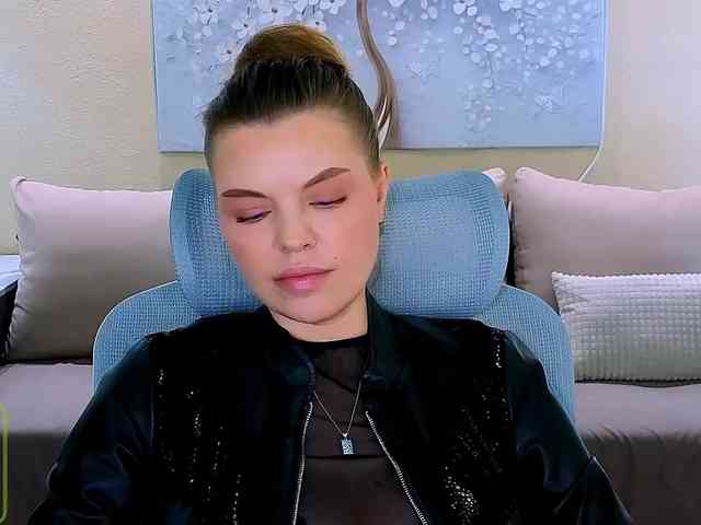 AureliaFly AureliaFly