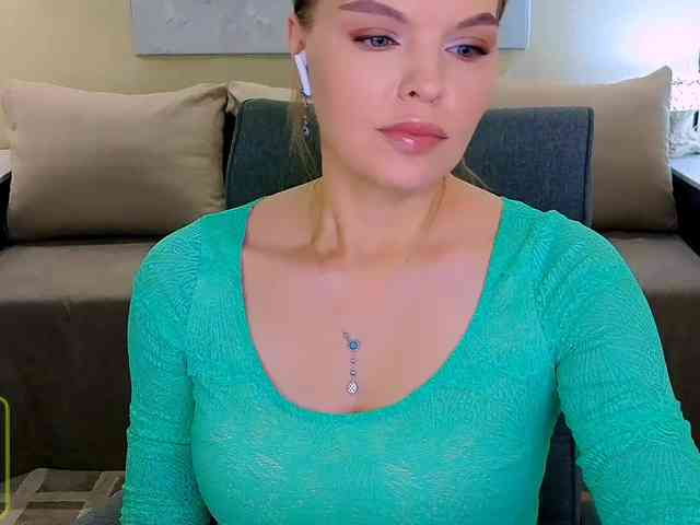 Audreyy webcam