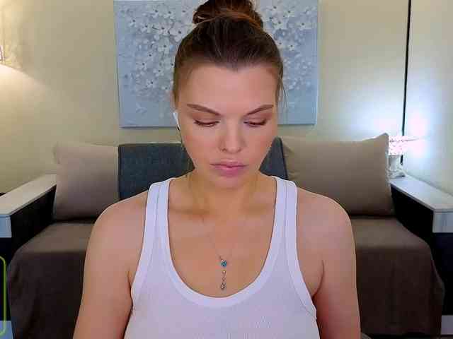 Audreyy webcam