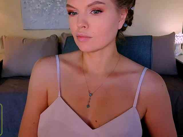 Audreyy webcam
