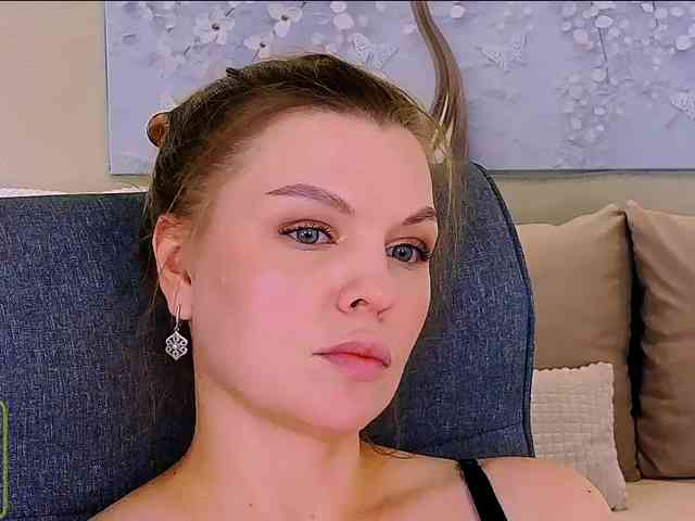 Audreyy webcam