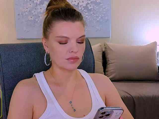Audreyy webcam