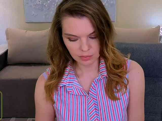 Audreyy webcam