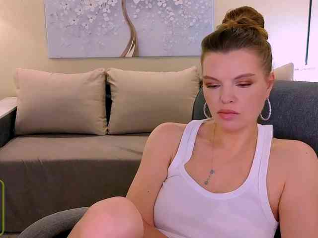 Audreyy webcam