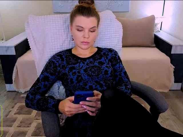 Audreyy webcam