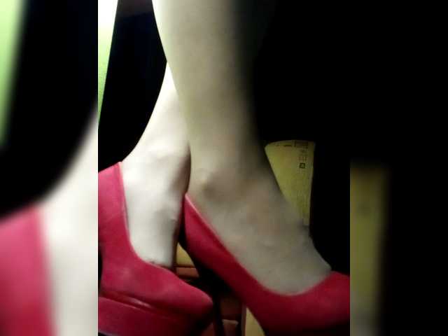 -Alyona-'s BongaCams show and profile