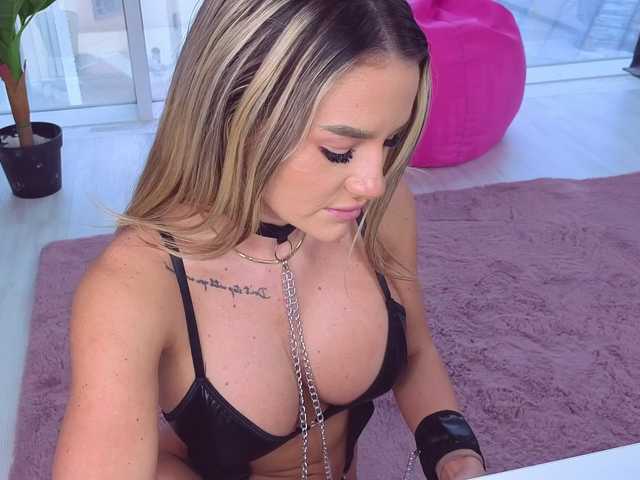 SpoilM3Mor3's BongaCams show and profile