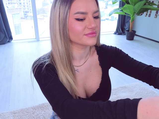 SpoilM3Mor3's BongaCams show and profile