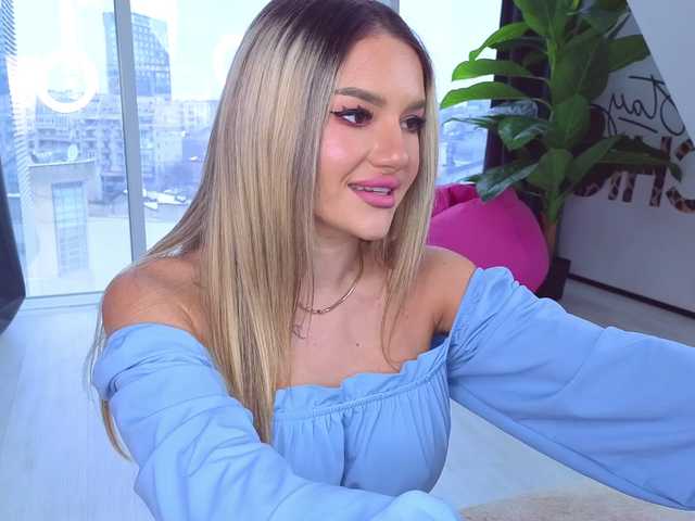 SpoilM3Mor3 live cam