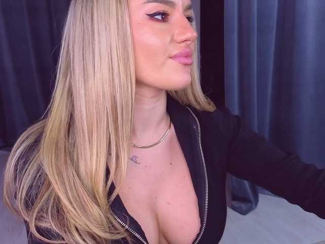 SpoilM3Mor3's BongaCams show and profile