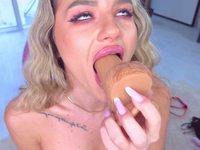 SpoilM3Mor3's BongaCams show and profile