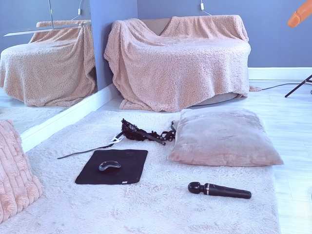 SpoilM3Mor3's BongaCams show and profile