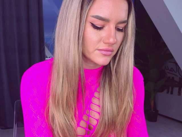 SpoilM3Mor3's BongaCams show and profile