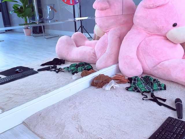 SpoilM3Mor3's BongaCams show and profile