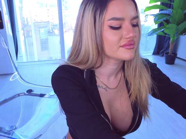 SpoilM3Mor3's BongaCams show and profile