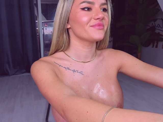 SpoilM3Mor3's BongaCams show and profile