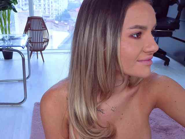 live cam bedroom SpoilM3Mor3