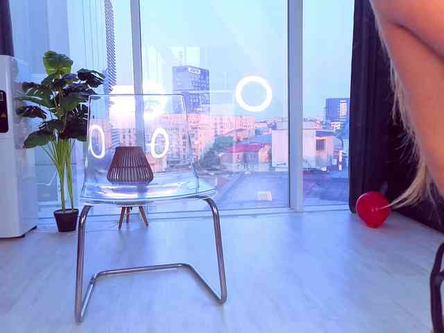 SpoilM3Mor3 Live Webcam on BongaCams