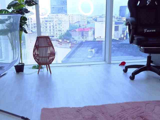SpoilM3Mor3 webcam