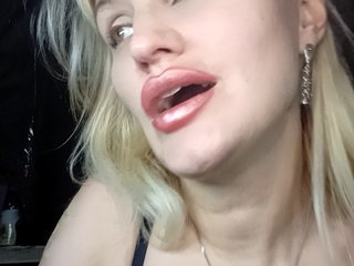 Freya-Milf Porn Show