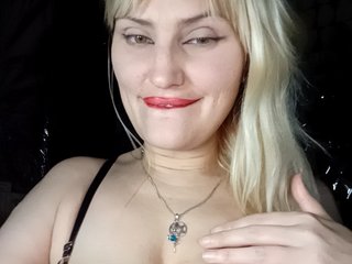 Freya-Milf Porn Show