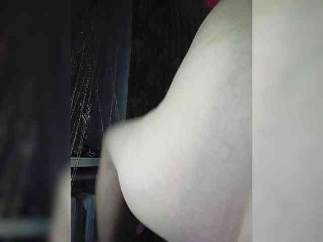 Freya-Milf webcam