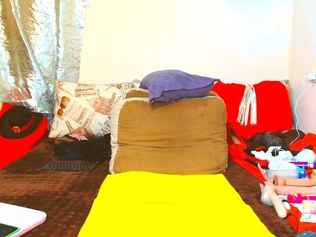 Olvia7985's BongaCams show and profile