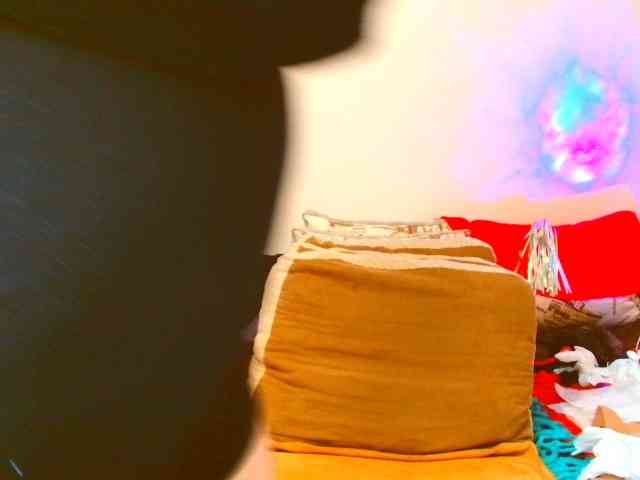 Olvia7985 Live Webcam on BongaCams