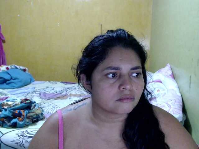 mia-naughty's BongaCams show and profile