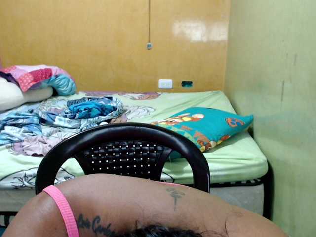 mia-naughty's BongaCams show and profile