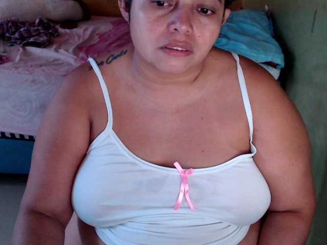 mia-naughty's BongaCams show and profile