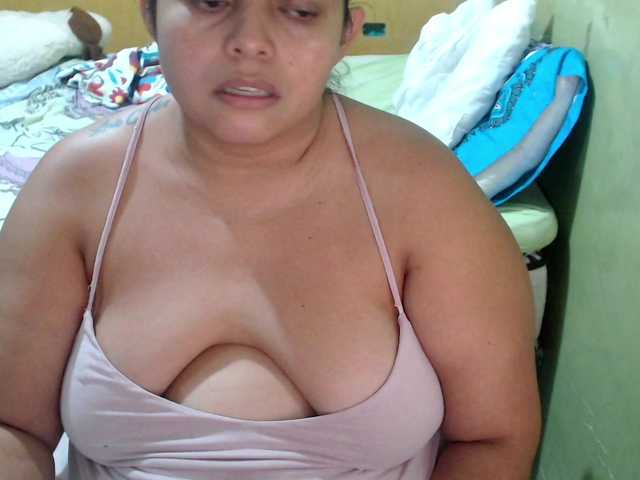 mia-naughty's BongaCams show and profile