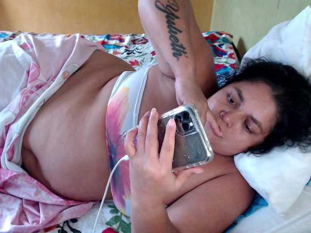 mia-naughty's BongaCams show and profile