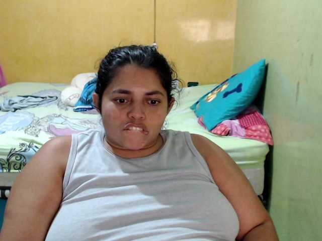 mia-naughty's BongaCams show and profile