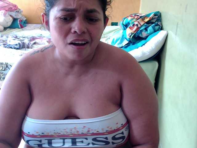 mia-naughty's BongaCams show and profile