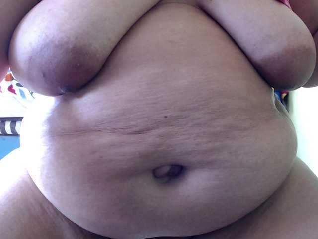 mia-naughty's BongaCams show and profile