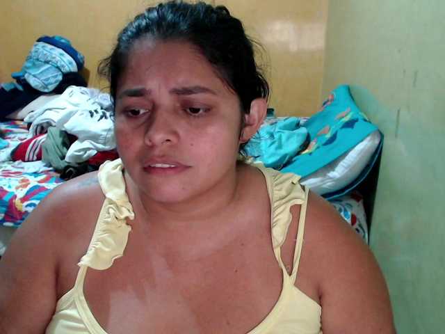 mia-naughty's BongaCams show and profile