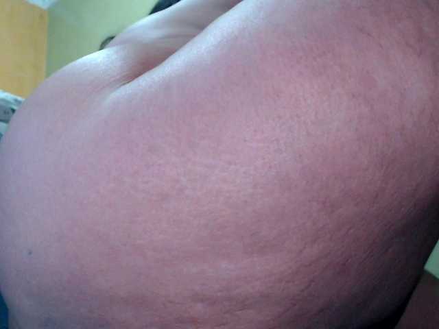 mia-naughty's BongaCams show and profile