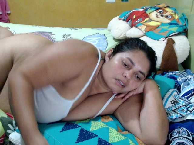 mia-naughty's BongaCams show and profile