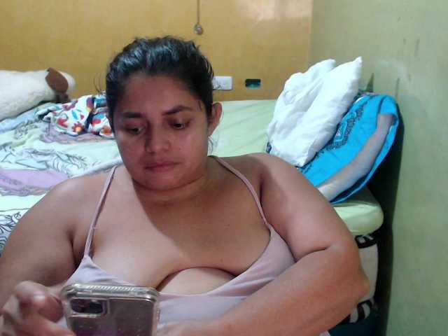 mia-naughty's BongaCams show and profile