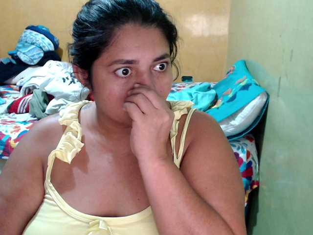 mia-naughty's BongaCams show and profile