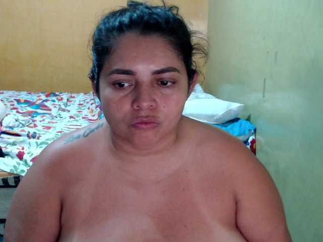 mia-naughty's BongaCams show and profile